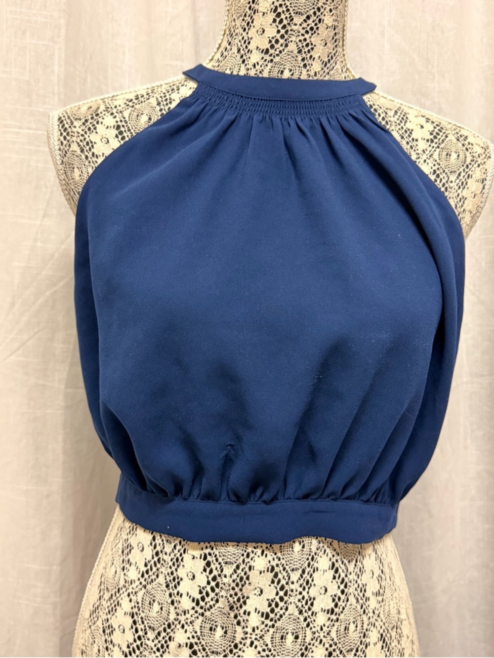 2/$40 🌺 Aritzia Wilfred Halter Top